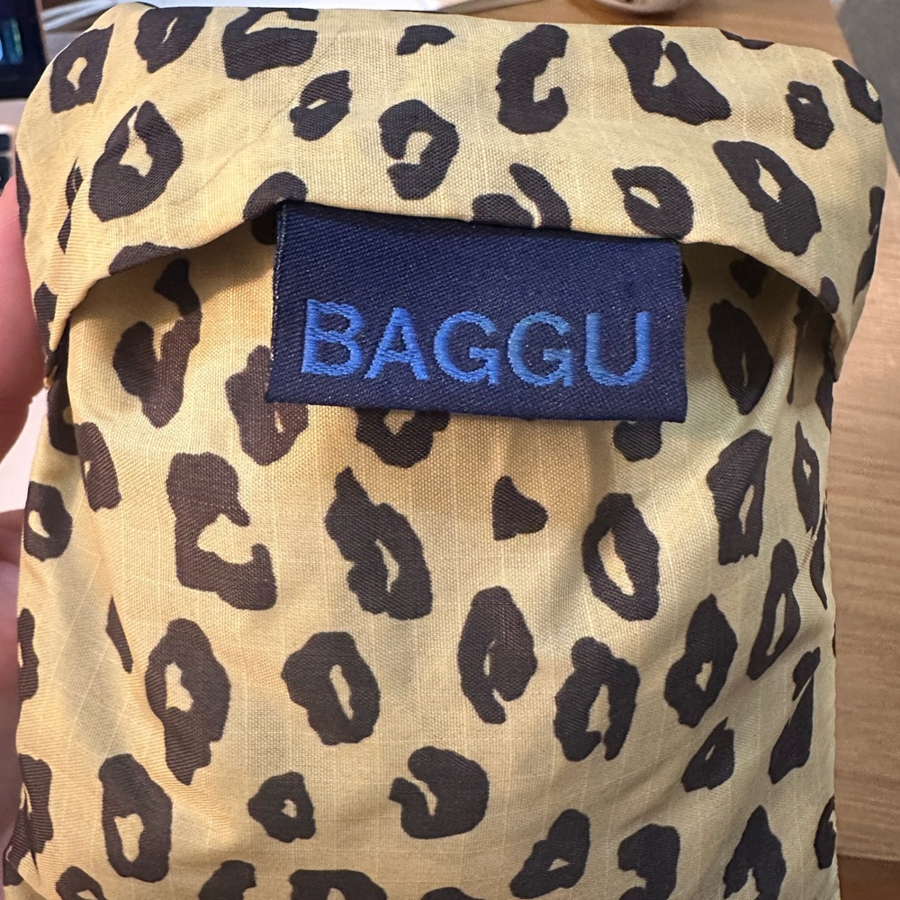 BAGGU Packabke Tote in Leopard Print